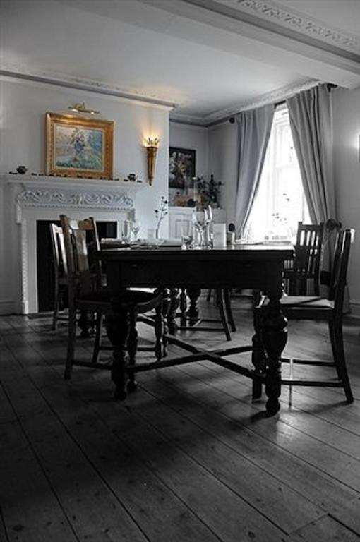 Отель The Frenchgate 4*